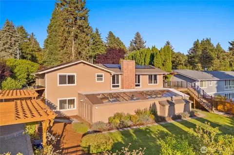 13730 SE 23rd Ln, Bellevue, WA 98005