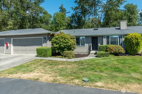 2901 Club Ct #315, Mount Vernon, WA 98273
