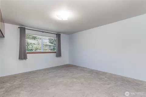 Bedroom - 19613 Filbert Dr, Bothell, WA 98012 photo 6 of 6