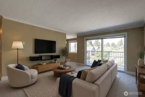 939 N 101st St #302, Seattle, WA 98133
