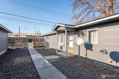 726 Frey Rd NW, Ephrata, WA 98823