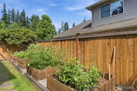 Exterior - 15931 26th Ave SE, Mill Creek, WA 98012 photo 6 of 11