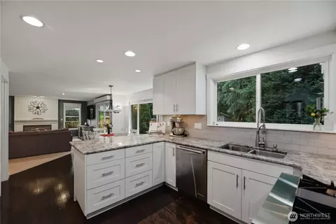 Kitchen - 15931 26th Ave SE, Mill Creek, WA 98012 photo 1 of 6