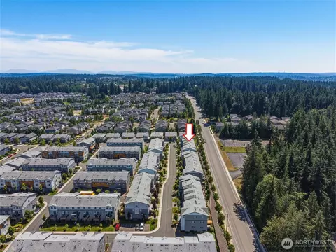 View/Area - 19414 35th Dr SE #D, Bothell, WA 98012 photo 6 of 7