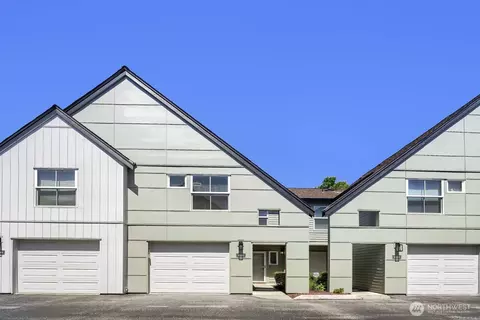 6628 S 238th Pl #K111, Kent, WA 98032
