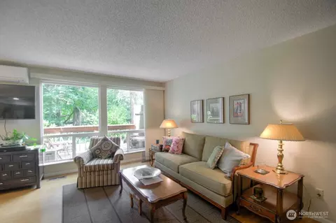 4703 Fairview Rd SW #6, Olympia, WA 98512
