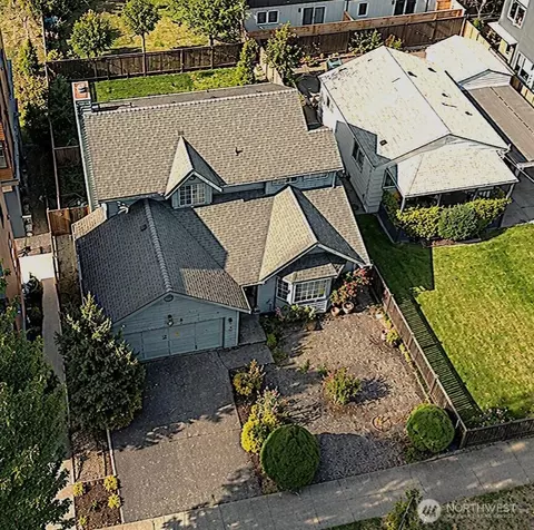 1130 NW 57th St, Seattle, WA 98107