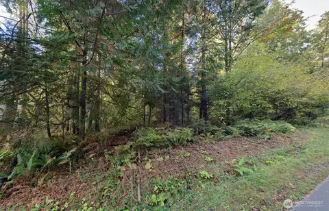 14245 Sandy Hook Rd NE, Poulsbo, WA 98370