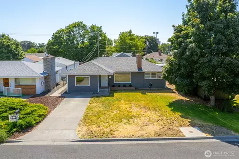 36 F St SW, Ephrata, WA 98823