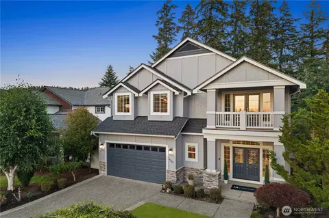 4227 NE 27th Pl, Renton, WA 98059