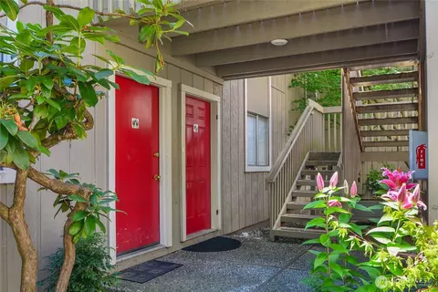 4805 180th St SW #F102, Lynnwood, WA 98037
