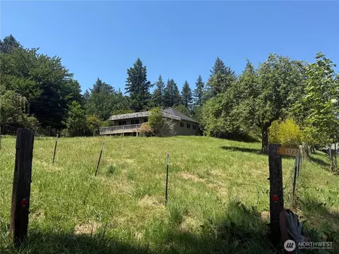 13722 Center Rd, Quilcene, WA 98376