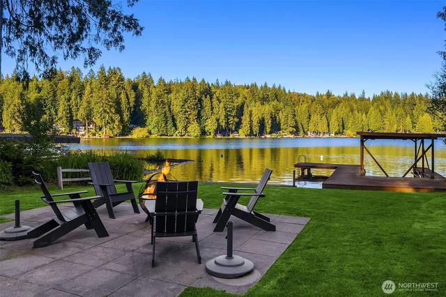 113 NW Lake Roesiger Rd, Snohomish, WA 98290
