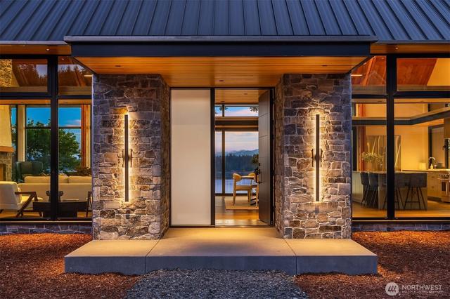 6620 NE Seabold Rd, Bainbridge Island, WA 98110