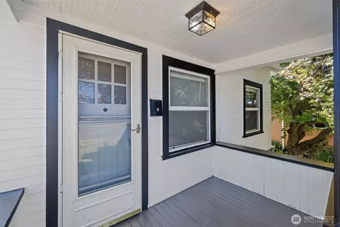 Exterior - 3614 24th St, Everett, WA 98201 photo 2 of 8