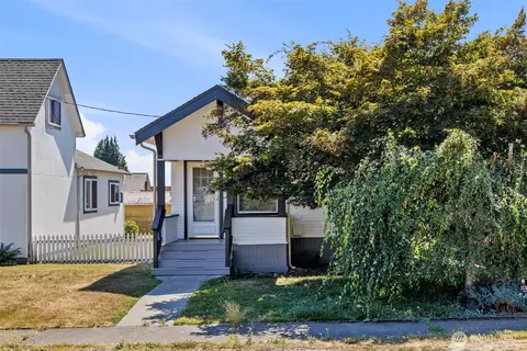 Exterior - 3614 24th St, Everett, WA 98201 photo 8 of 8