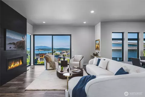 3950 Rock Ridge Pkwy, Anacortes, WA 98221