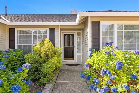 Exterior - 5106 149th St SE, Everett, WA 98208 photo 3 of 8