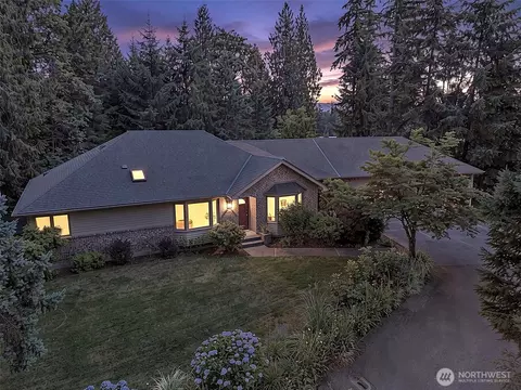 22200 Sweeney Rd SE, Maple Valley, WA 98038