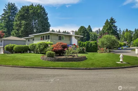 Exterior - 10842 NE 149th St, Bothell, WA 98011 photo 5 of 6