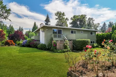 Exterior - 10842 NE 149th St, Bothell, WA 98011 photo 4 of 6