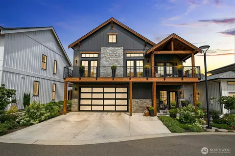 203 Pebblebrook Dr, Lynden, WA 98264