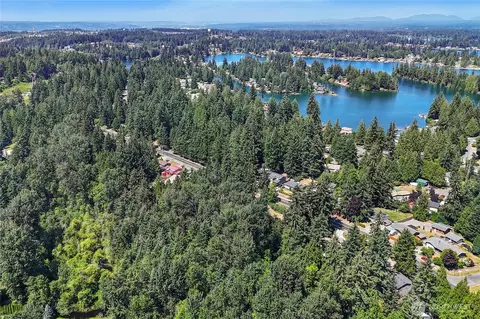 4302 W Tapps Dr E, Lake Tapps, WA 98391