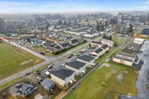 404 Front St, Sumas, WA 98295 photo 4