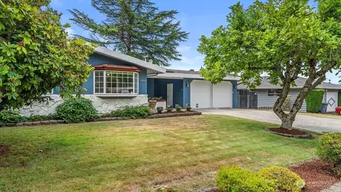 5059 116th Ave SE, Bellevue, WA 98006