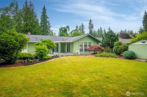 Exterior - 8811 187th St NE, Bothell, WA 98011 photo 3 of 5