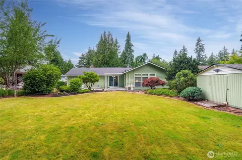 Exterior - 8811 187th St NE, Bothell, WA 98011 photo 4 of 5