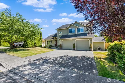 2100 Fowler Pl, Mount Vernon, WA 98274