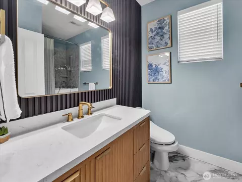 Bath - 23009 36th Dr SE, Bothell, WA 98021 photo 3 of 3