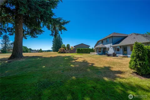 Exterior - 19912 30th Street Ct E, Lake Tapps, WA 98391 photo 4 of 5