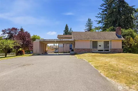 13041 SE 208th St, Kent, WA 98031