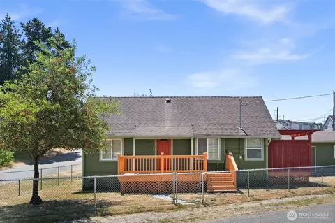 3004 S Warner St, Tacoma, WA 98409