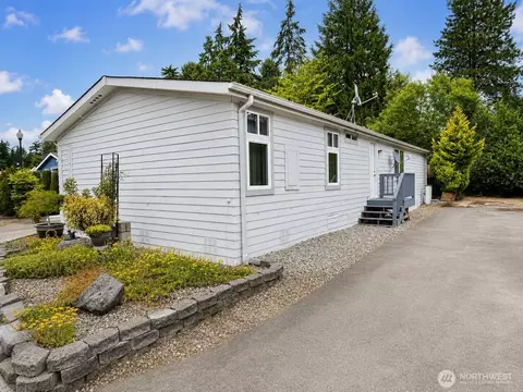 2101 S 324th St #217, Federal Way, WA 98003