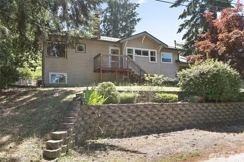 9880 Fredrickson Rd NW, Bremerton, WA 98311