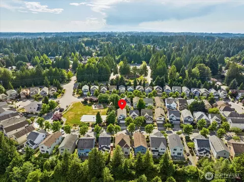 View/Area - 16118 35th Dr SE, Bothell, WA 98012 photo 4 of 4
