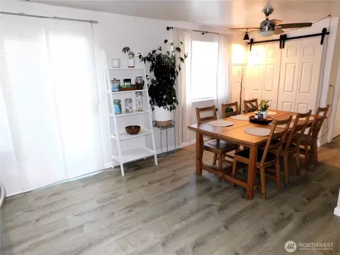 Dining - 4301 S 4th Ave, Everett, WA 98203 photo 2 of 2