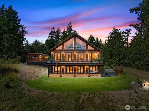 259 Willbrook Ln, Lopez Island, WA 98261