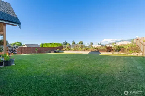 Exterior - 806 Mapleridge Dr, Everson, WA 98247 photo 6 of 6