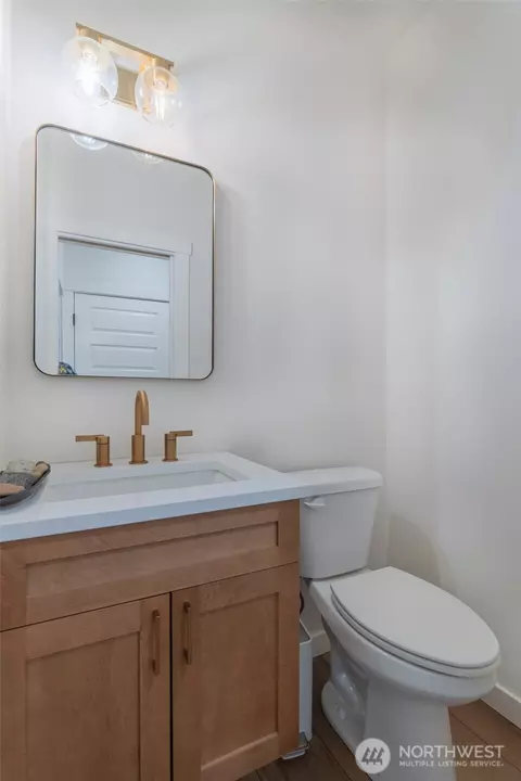 Bath - 806 Mapleridge Dr, Everson, WA 98247 photo 4 of 4