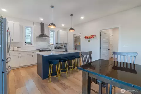 Kitchen - 806 Mapleridge Dr, Everson, WA 98247 photo 1 of 3