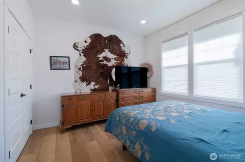 Bedroom - 806 Mapleridge Dr, Everson, WA 98247 photo 2 of 5