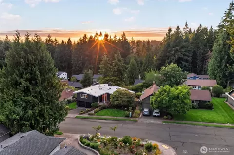 11720 NE 144th Pl, Kirkland, WA 98034