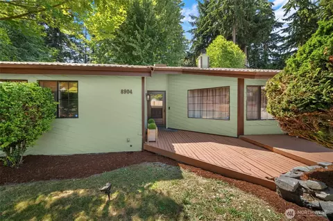 8904 121st St, Puyallup, WA 98373