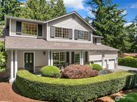 20527 Marine View Dr SW, Normandy Park, WA 98166