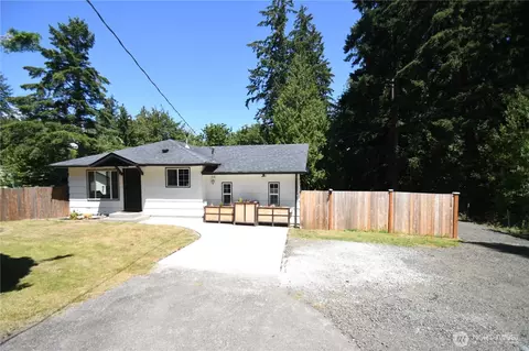 7028 Boston Harbor Rd NE, Olympia, WA 98506