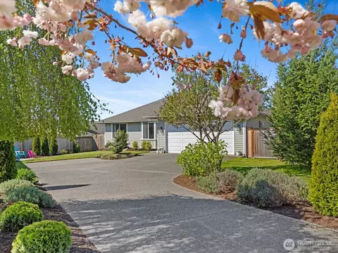 22905 SE 281 Pl, Maple Valley, WA 98038